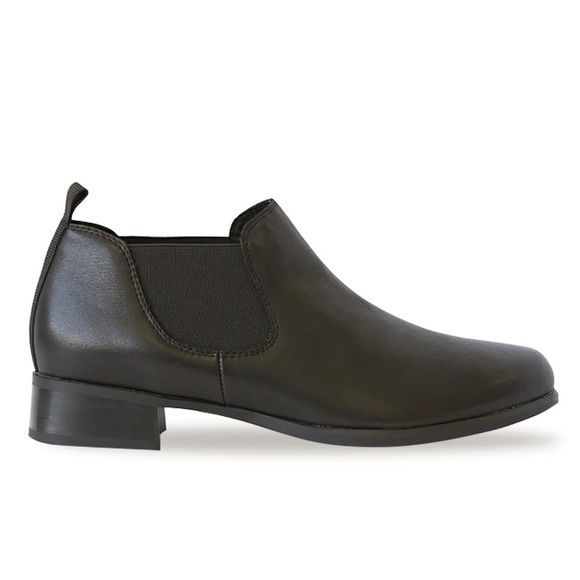 NEW! Munro Bedford Leather Bootie - Size 6.5 - Picture 1 of 14